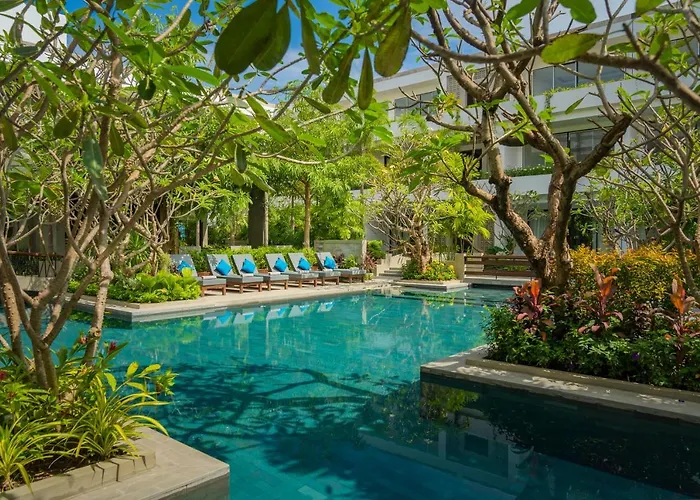 Eightfold Urban Resort 5*