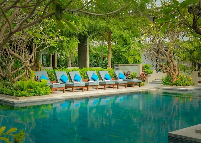 Eightfold Urban Resort 5*